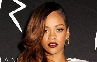 Rihanna teaser_319x206.jpg