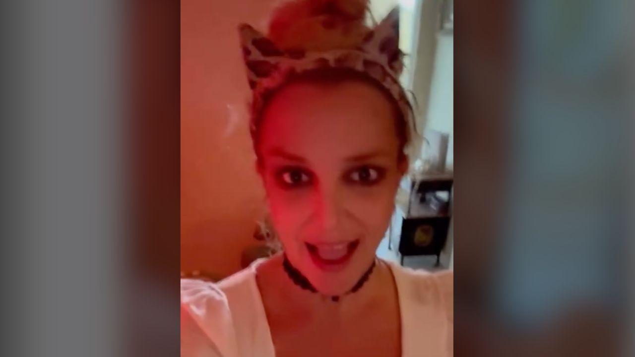 Photo of Britney Spears explained that she used a Chanel moisturizer on her face.