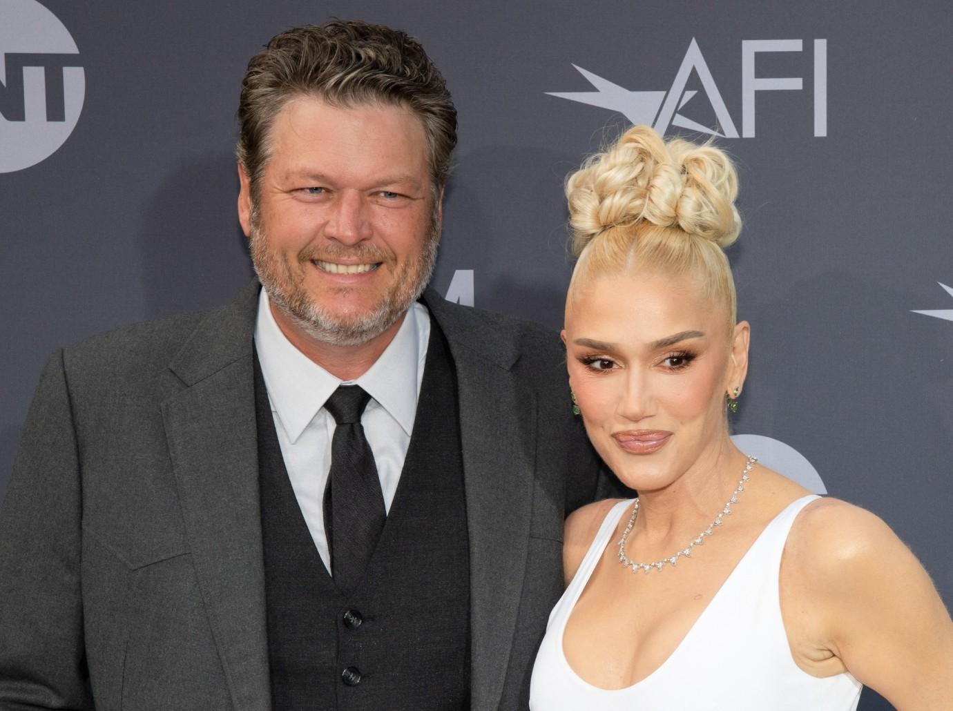 gwen stefani blake shelton fun summer after exits the voice