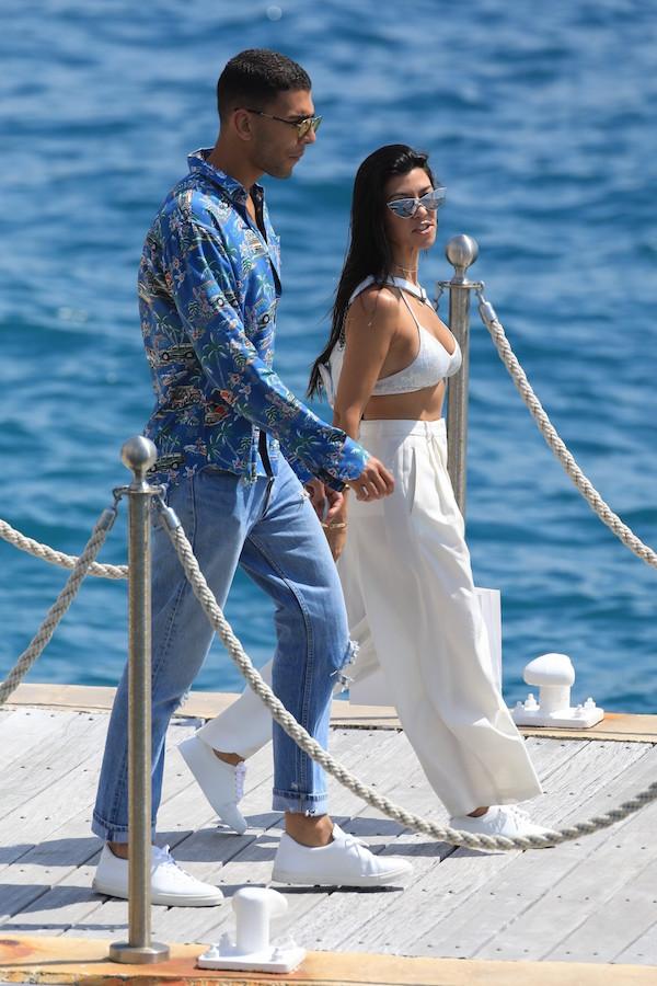 Kourtney Kardashian and Younes Bendjima leaving the Eden Roc Hotel