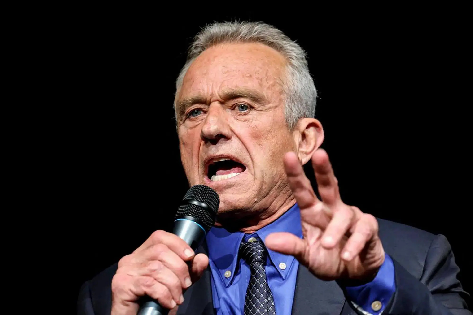 robert f kennedy jr suspending campaign support donald trump