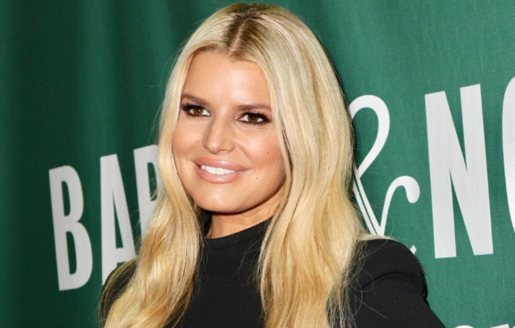 Jessica Simpson Poses In Bathing Suit Thirst Trap