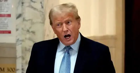 donald trump mental state questioned after incoherent de banking speech