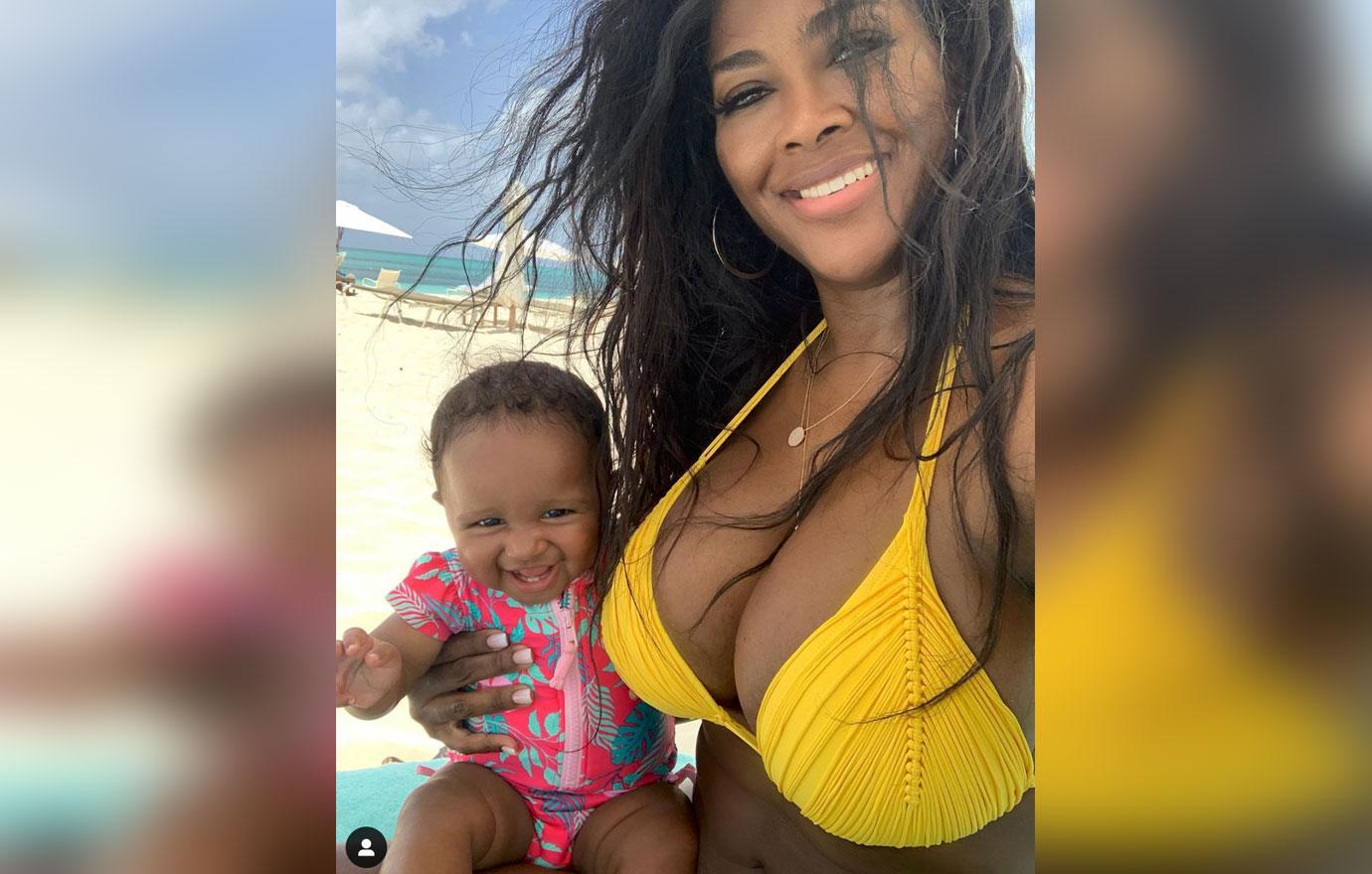 Kenya Moore With Daughter Brooklyn On The Beach Cynthia Bailey Marc Daly Love