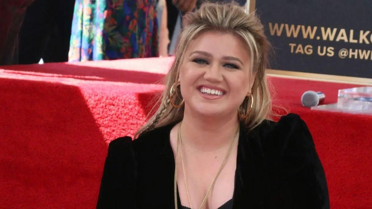 image of Kelly Clarkson