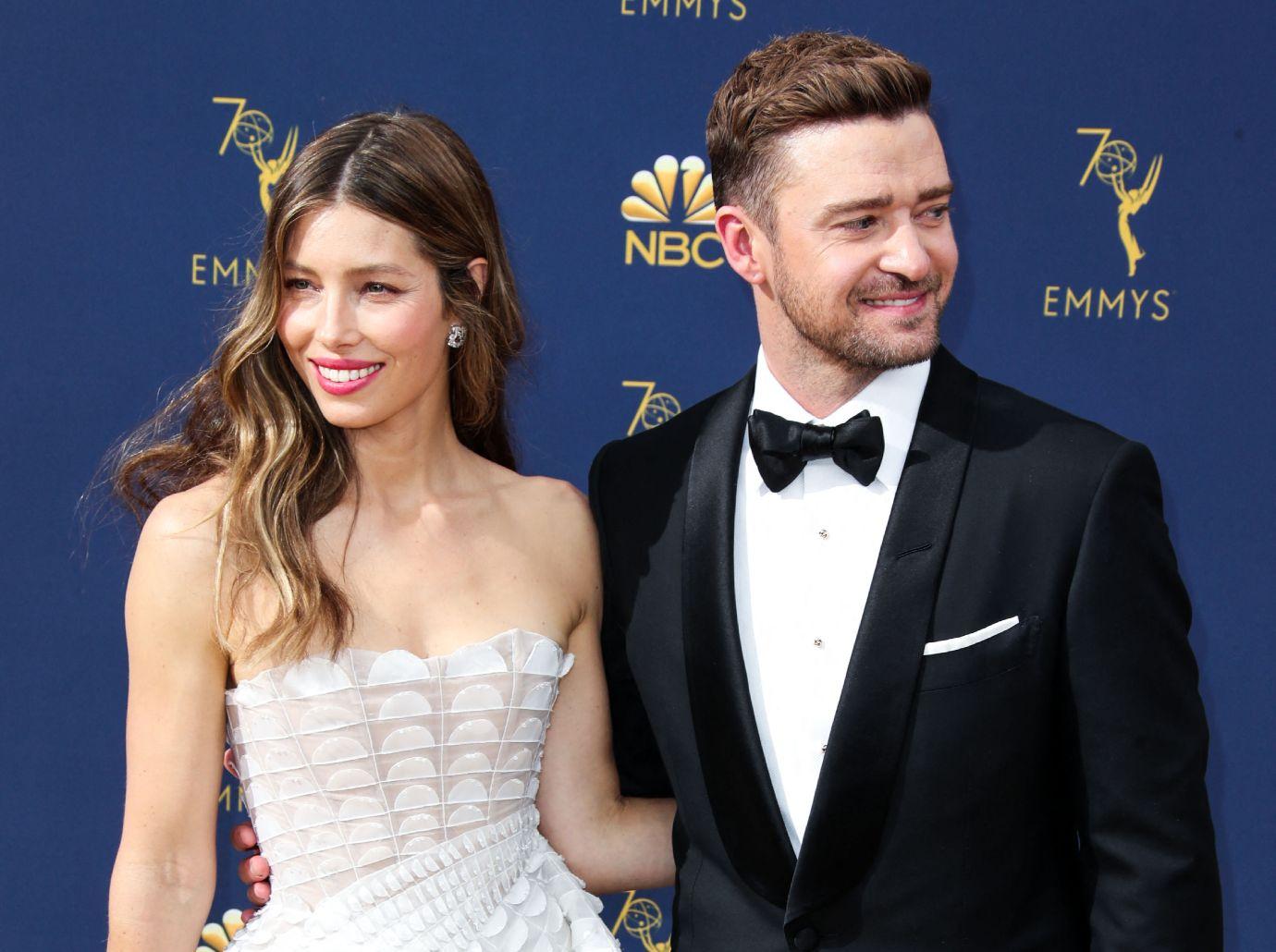 jessica biel justin timberlake moved la give sons normalcy