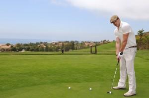 2010__08__KellanLut_Jean_61199231_Max 300×198.jpg