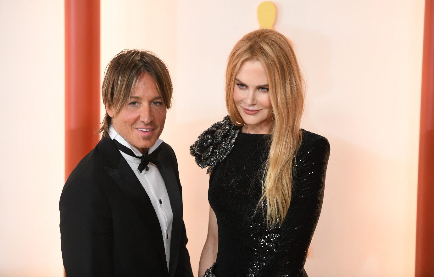 keith urban seeing nicole kidman wife cope erotic movie scenes