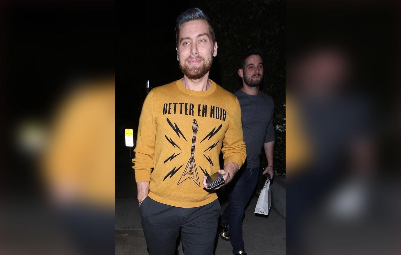 Lance bass mourns dead dog