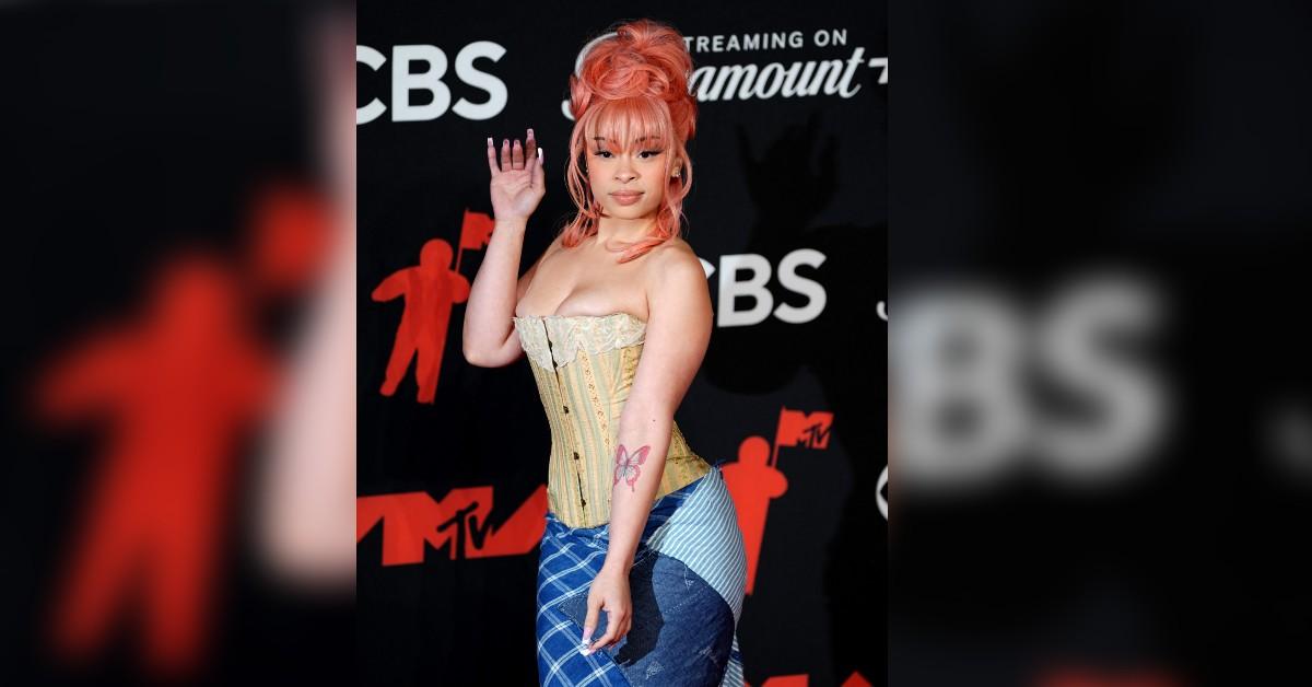 Image of Ice Spice was nearly unrecognizable in hot pink hair.