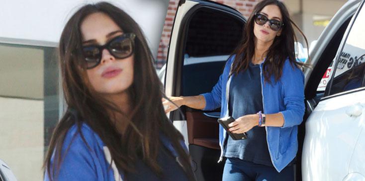 Megan fox smirks baby bump photos HERO