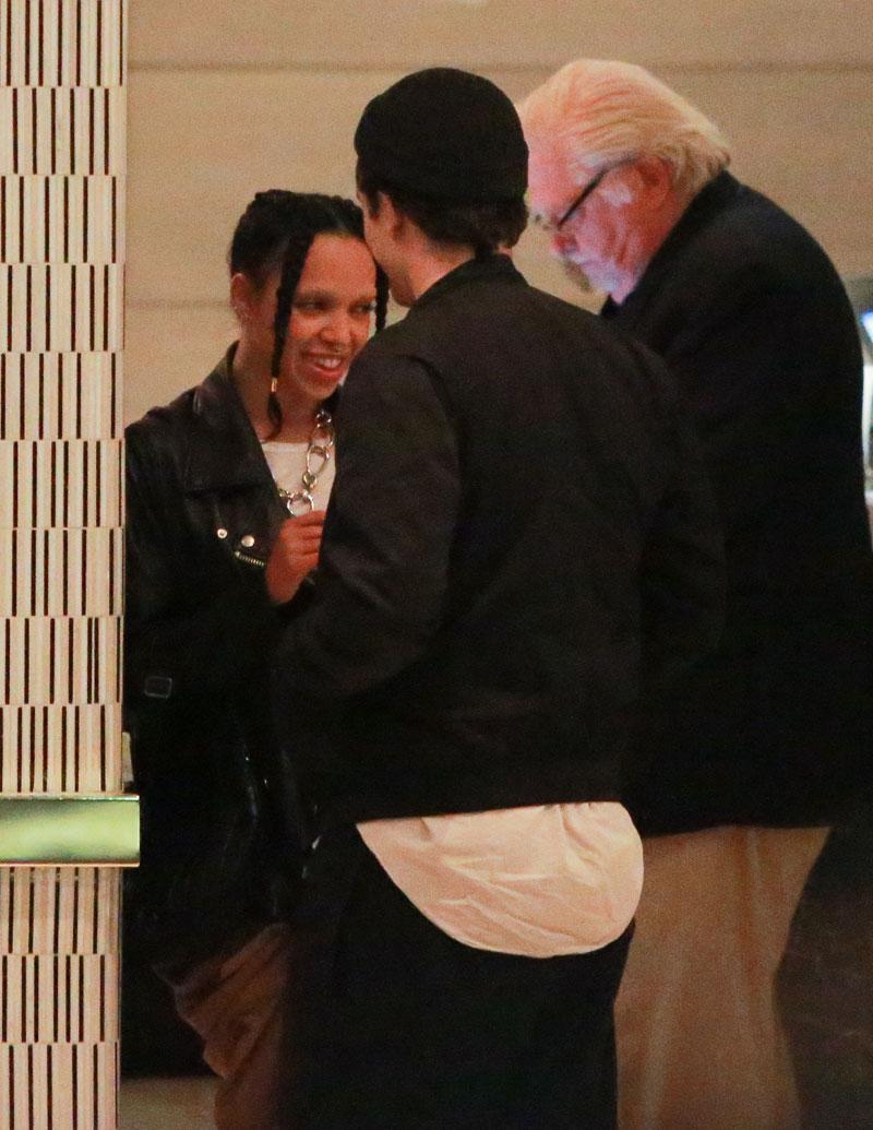 Exclusive Photos Reveal Robert Pattinson And Fka Twigs Still Together Despite Split Rumors