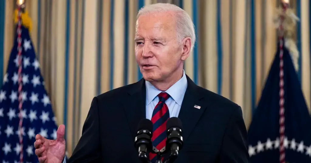 joe biden aides practice not showing any reaction president slip up