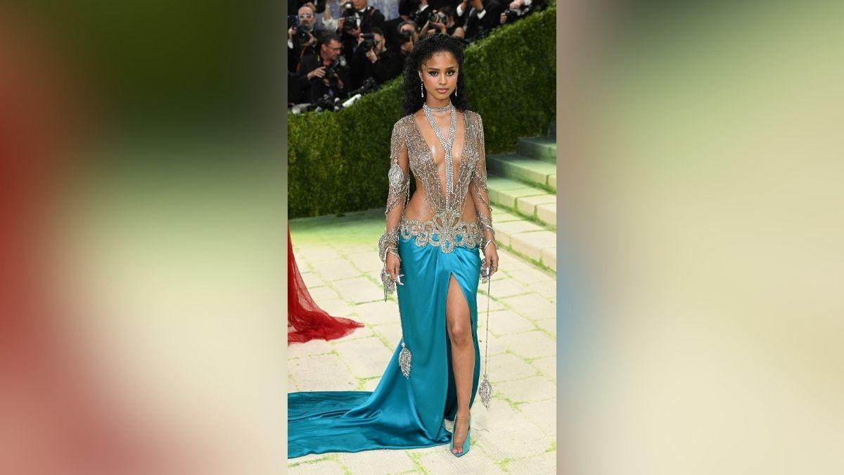 met gala  most daring naked gowns photos