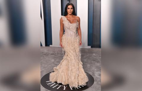 //shutterstock_editorial_qy