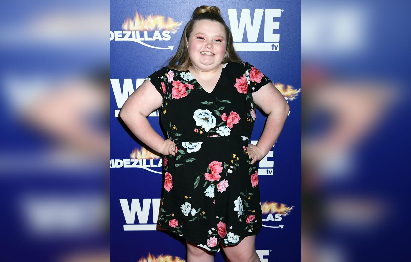 alana honey boo boo thompson deletes instagram official pic boyfriend dralin carswell age difference backlash ok