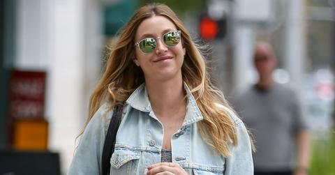 Whitney Port Pregnant Hills Photos Long