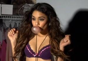 2011__06__Vanessa_Hudgens_Candies June15news 300&#215;208.jpg