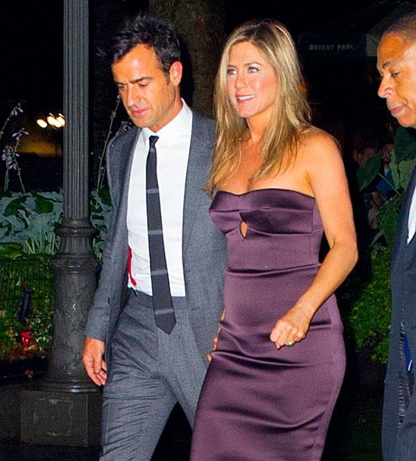 Jennifer aniston justin therouz wedding details revealed 05