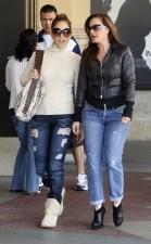 2010__04__wenn5453675 139×225.jpg