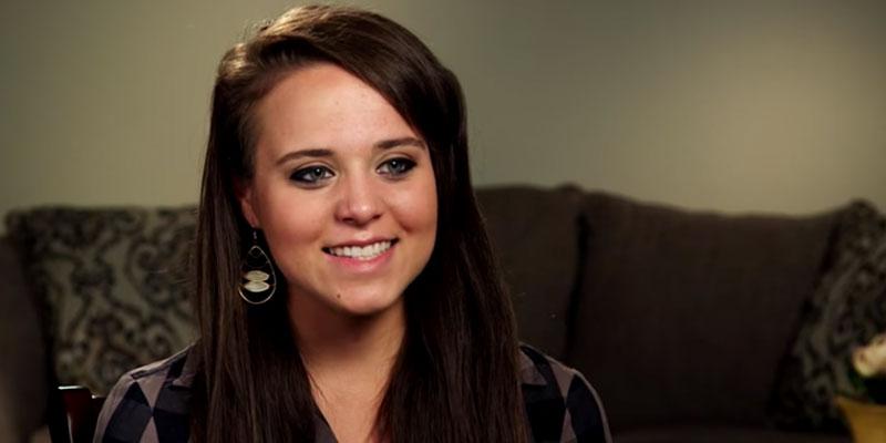 Jinger duggar shows off legs above the knee dress pp