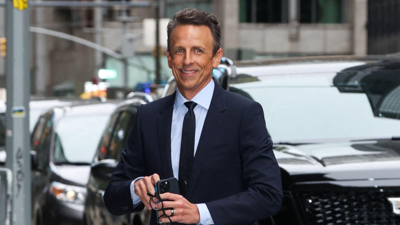 Image of Seth Meyers joked about Donald Trump describing Xi Jinping as a close friend and strong leader.