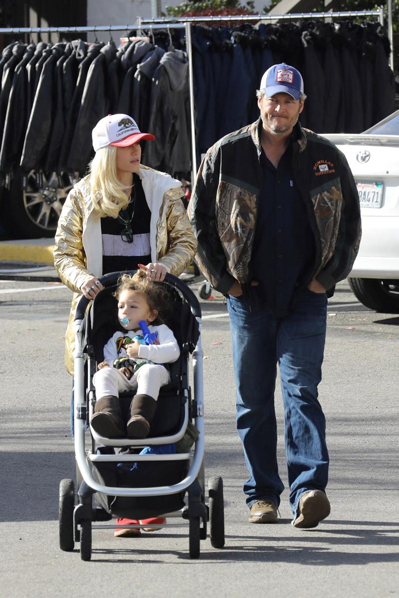 gwen stefani blake shelton stepfather children gavin rossdale