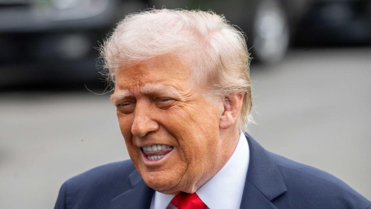 donald trump privately suffered stroke