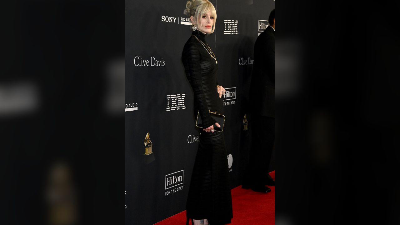 Image of Kelly Osbourne said her grief contributed to her drinking again.