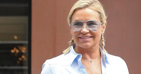 Gigi hadid visits gigi nyc apartment pics