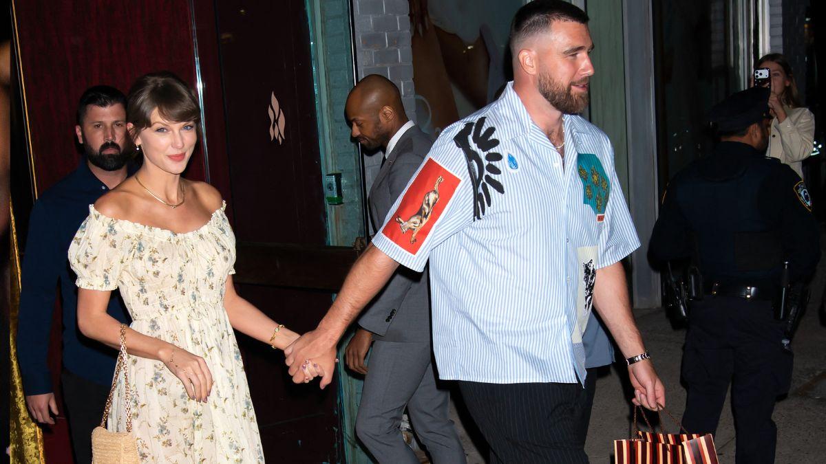 Photo of Taylor Swift and Travis Kelce