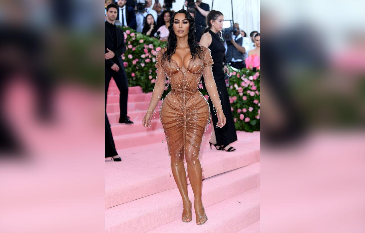 Kim Kardashian Poses At The Met Gala