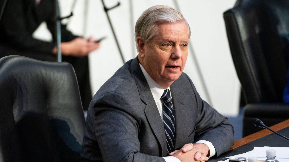 Image of Experts said political alliances often shift with power.