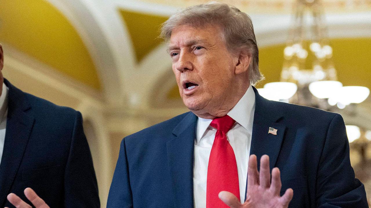 Image of Donald Trump baselessly bragged about his economy before a heckler interrupted.