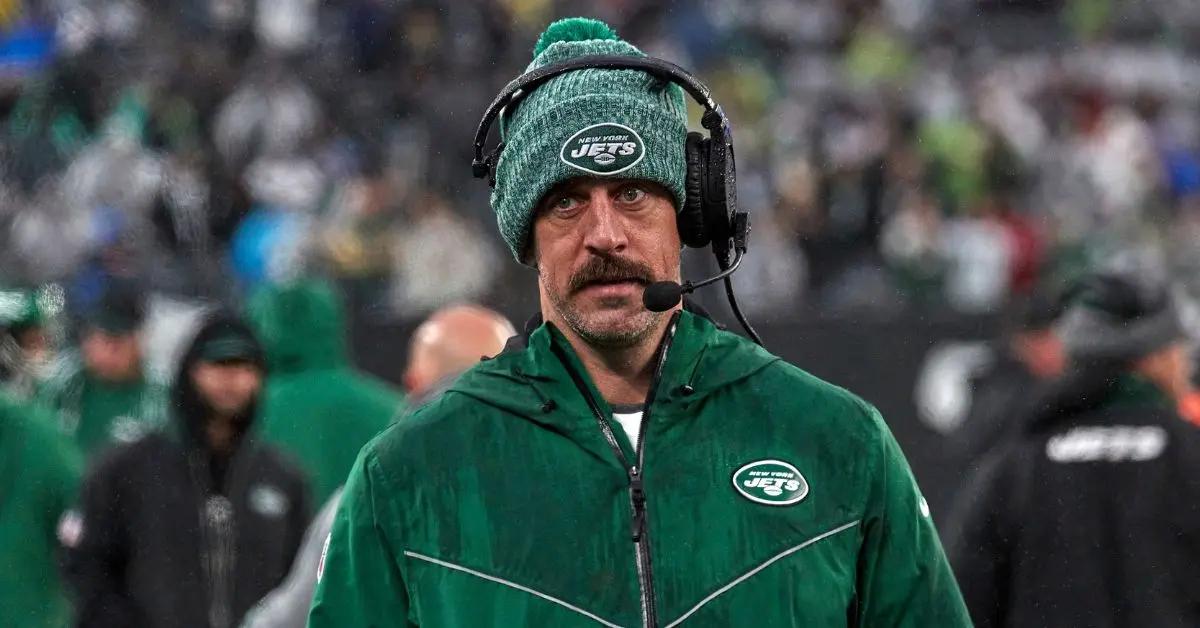 aaron rodgers slams fans entitled private lif marriage celebrity