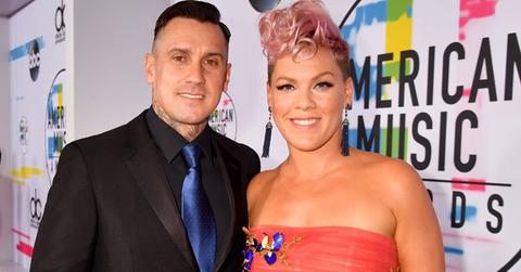 Carey hart post pic