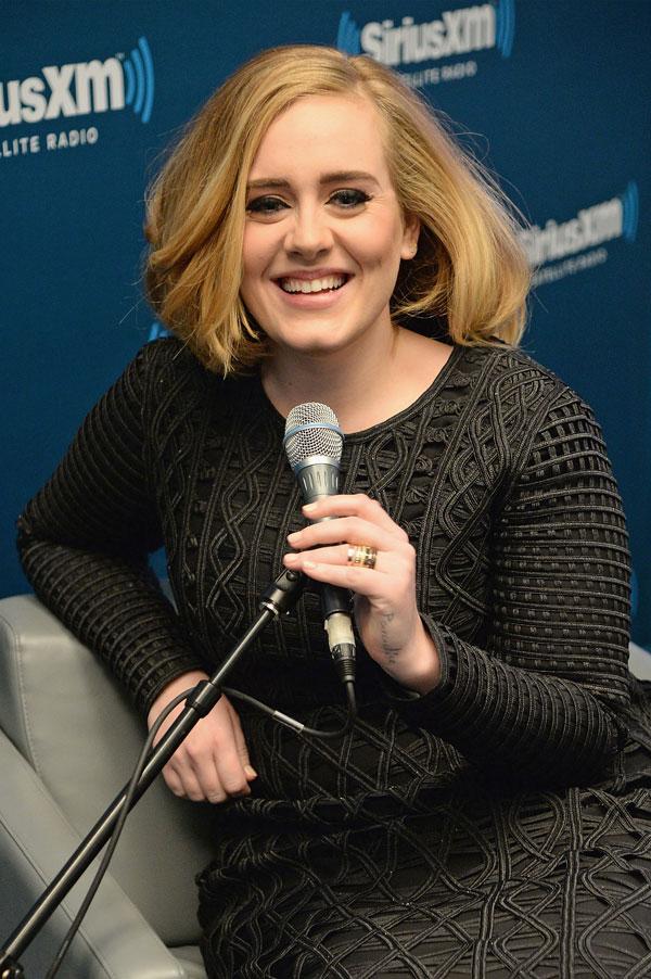 Adele broke money issues declined credit card updates 04