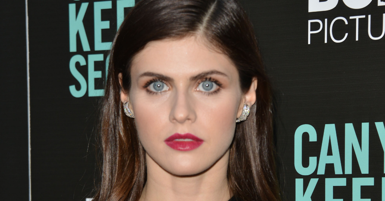 Alexandra Daddario Moves Out Of Home