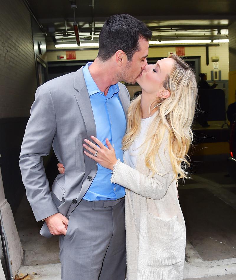 ben higgins lauren bushnell bachelor wedding pregnant