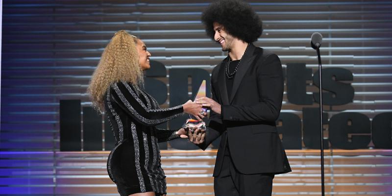 Beyonce colin kaepernick award