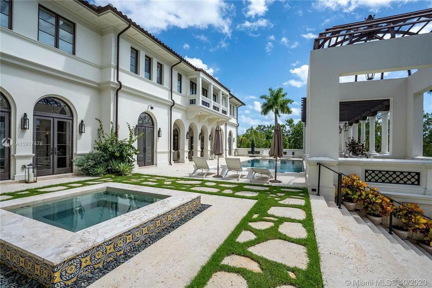 marc anthony casa costanera mansion home sale  million