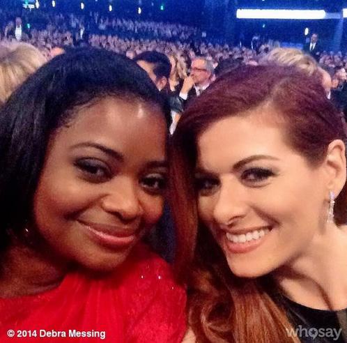 Octavia Spencer Debra Messing Emmys Selfie