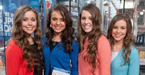 Robert Wagner And The Duggar Family Visit “Extra”