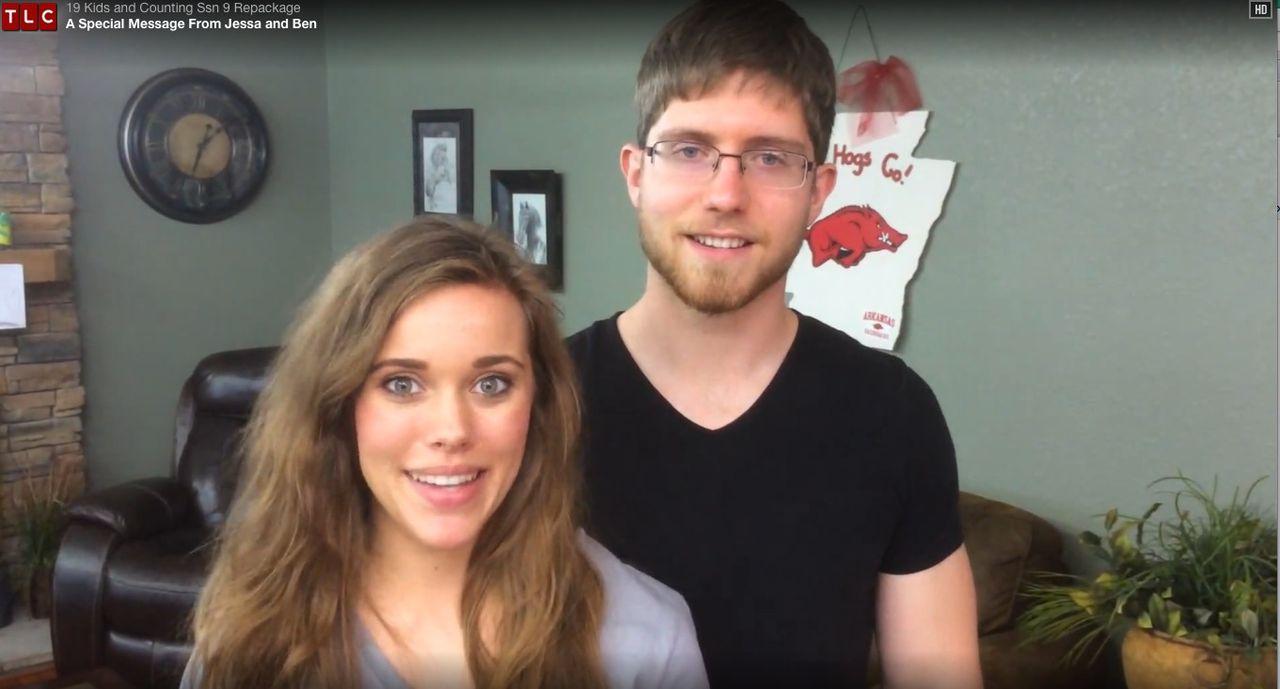 Jessa duggar pregnant twins 09