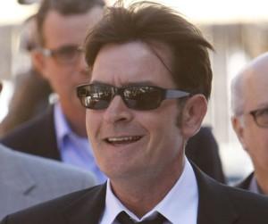 2011__03__charlie_sheen_march2_news03 300×293.jpg