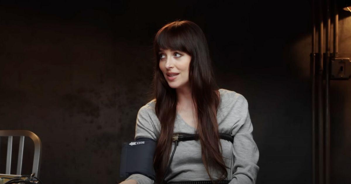 dakota johnson gushes chris evans pedro pascal after split chris martin