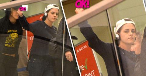 Kristen stewar middle finger gsi