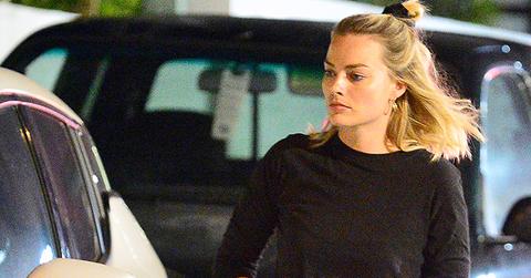 Margot robbie pizza jon vinnys la pics