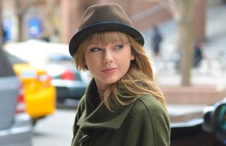 Taylor swift splash news teaser_319x206.jpg