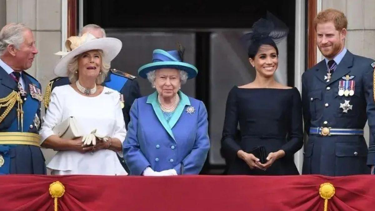 image of royal family 